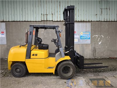 KOMATSU堆高機4.5頓